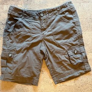 Eddie Bauer Khaki Cargo Shorts, size 8